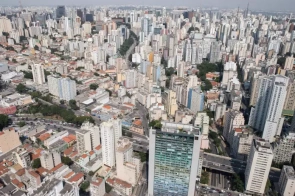 Área urbanizada no Brasil cresceu 12,3% de 2019 a 2022, mostra IBGE