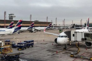Anvisa atualiza regras de segurança sanitária para aviões e aeroportos