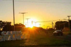 Termômetros batem 42°C e temporais ameaçam MS nesta quinta-feira