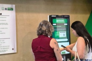 Nova geração de totens do Detran-MS permite parcelar débitos e emitir guias