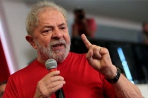 Metade do país é contra prisão de Lula, mas 69% acham que ele está envolvido com corrupção, diz pesquisa