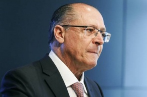 Ministério Público de SP abre inquérito contra Alckmin por improbidade