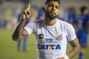 Santos renova com a Caixa e pode garantir R$ 16 milhões em contrato