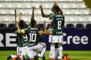 Palmeiras faz 3 a 1 no Alianza Lima e assume a liderança do grupo 8
