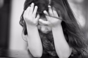 Dar palmadas em crianças pode levar a transtornos mentais, diz estudo