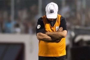 Santos demite Levir Culpi após derrota para o São Paulo no clássico