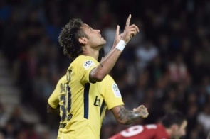 Neymar estreia com gol em vitória do PSG