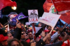 Após cinco horas, termina depoimento de Lula ao juiz Sérgio Moro