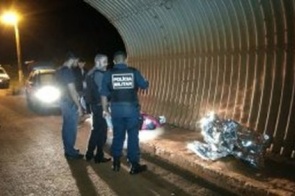 Açougueiro é assassinado com seis tiros no túnel velho do Parque das Nações