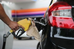 Quais são os países com a gasolina mais cara e mais barata do mundo?