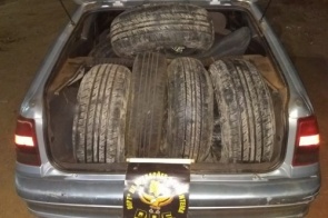 DOF apreende pneus contrabandeadas do Paraguai