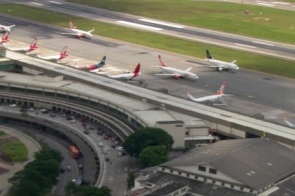 Congonhas e mais 4 aeroportos só têm combustível para hoje
