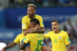 Brasil vence a Sérvia e encara o México nas oitavas da Copa
