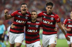 Flamengo encara o Cruzeiro em Minas precisando reverter vantagem