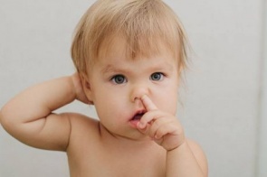 Limpar nariz é uma ameaça à saúde e pode causar pneumonia, diz pesquisa