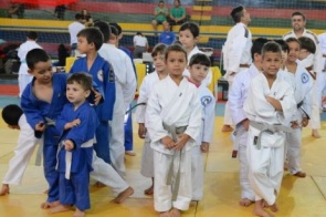 Judocas de Itaporã conquistam o título da I Copa Naviraí de Judô