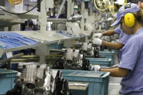 Produção industrial cai pelo 3º mês, mas acumulado é positivo em 1,9%