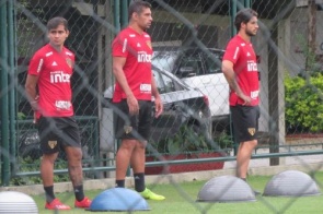 Acertado com o Botafogo, Diego Souza treina no São Paulo
