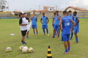 Operário FC busca paz e classificação contra o Costa Rica neste sábado