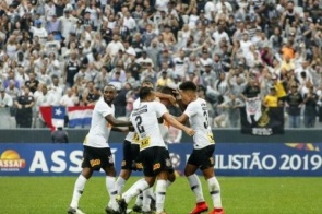 Corinthians vence o Oeste por 1 a 0 e confirma vaga nas quartas de final