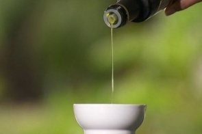 Governo suspende a venda de 32 marcas de azeite de oliva; veja a lista