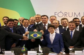 Em Brasília, Reinaldo Azambuja participa do VII Fórum de Governadores
