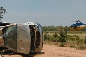 Vítimas de capotamento em estrada vicinal são resgatadas em helicóptero