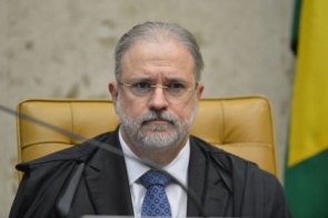 Relatório da CPI do BNDES chega às mãos do procurador Augusto Aras