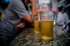 Cerveja contaminada: Secretaria de Saúde confirma quarta morte em MG