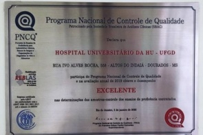 Laboratório do HU de Dourados recebe certificação de excelência