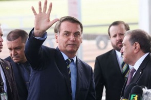 Bolsonaro descarta incluir governadores no Conselho da Amazônia