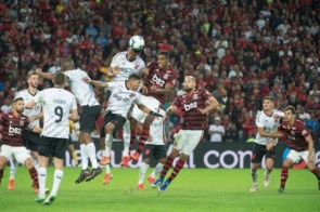 Flamengo e Athletico-PR lutam por Supercopa do Brasil