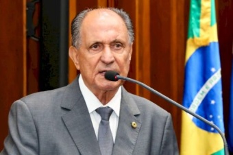  Política 