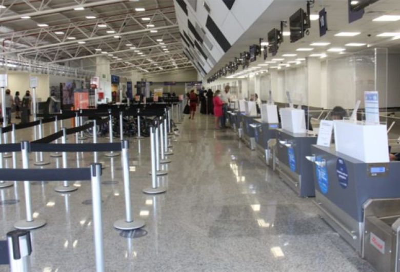 Procon tem cobrado explicações de empresas aéreas sobre o cancelamento de voos devido a Covid-19 - Crédito: Chico Ribeiro/Divulgação
