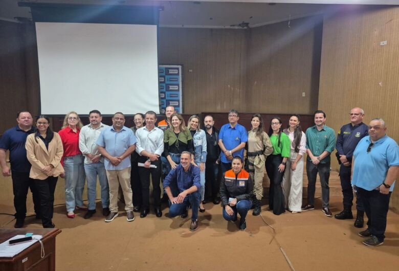 Servidores que participaram da primeira reunião da Comissão Oficial Organizadora das Festividades alusivas à Semana da Pátria 2025. - Crédito: Divulgação/Assecom