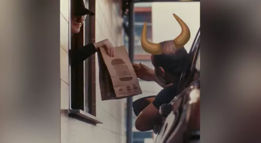 A ação é válida exclusivamente no BK Drive, entre os dias 10 e 12 de junho - (Foto: Reprodução, Burger King)
