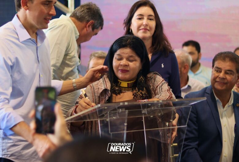 Sônia Guajajara esteve em Dourados em março deste ano, para lançar programa habitacional indígena - Crédito: Clara Medeiros/Arquivo/Dourados News