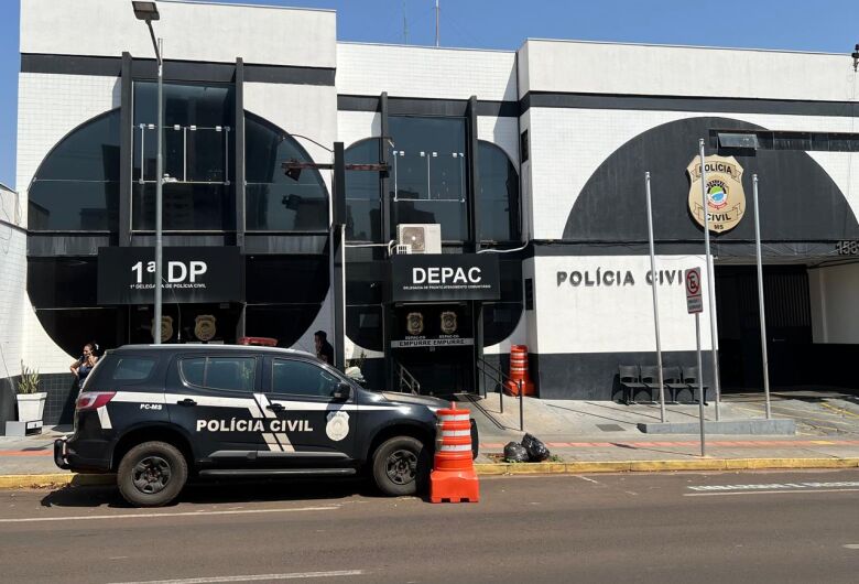 Além das prisões, sete celulares furtados de uma empresa elétrica foram recuperados - Crédito: Divulgação/PCMS