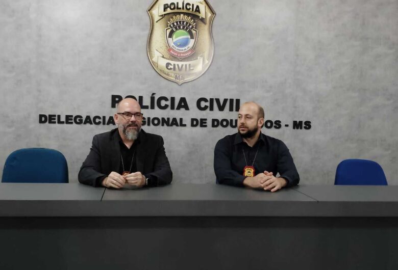 Delegados durante coletiva de imprensa - Crédito: Osvaldo Duarte/Dourados News/Arquivo