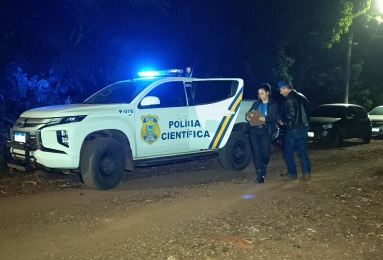 Adolescente foi morto dentro da residência - Crédito: Dourados News