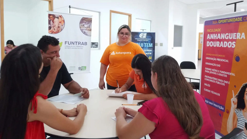Feirão de empregos. (Faculdade Anhanguera)