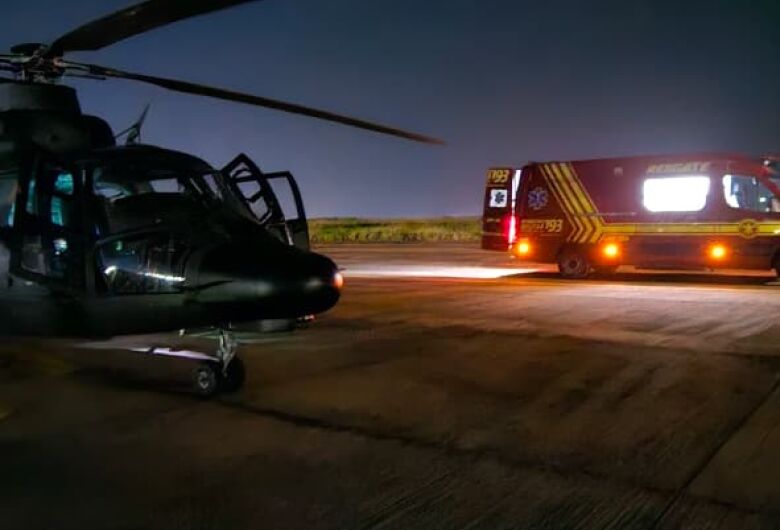 Vítima foi resgatada de helicóptero - Crédito: Divulgação