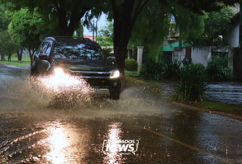 Alerta de tempestade segue até domingo - Crédito: Clara Medeiros/Dourados News/Arquivo