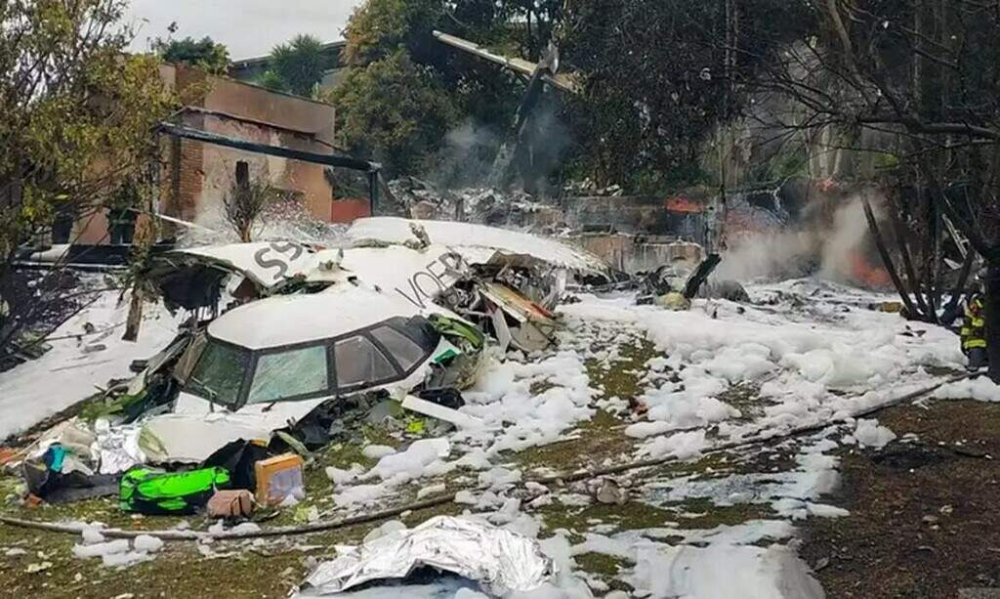 ATR-72 destruído após queda em Vinhedo, interior de São Paulo. (Foto: Secretaria de Segurança SP)